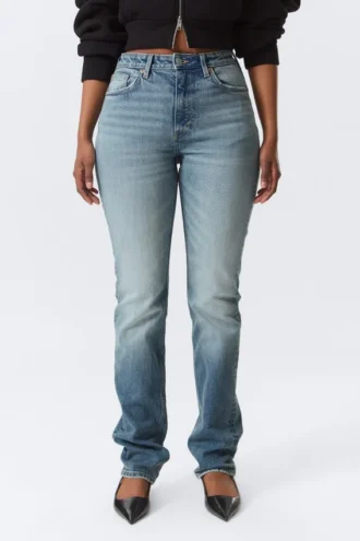 Vega Curve Vaqueros slim de cintura alta – Blue Horses – Azul medio Vega Curve Vaqueros slim de cintura alta – Blue Horses – Azul medio