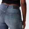 Vega Curve Vaqueros slim de cintura alta – Blue Hymn – Azul medio Vega Curve Vaqueros slim de cintura alta – Blue Hymn – Azul medio