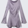Vestido asimétrico de satén de manga larga – Lila