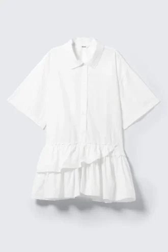 Vestido camisero mini oversize con volantes – Blanco