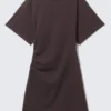 Vestido camiseta mini de manga corta – Marrón oscuro Vestido camiseta mini de manga corta – Marrón oscuro
