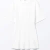 Vestido camiseta mini estructurado – Blanco Vestido camiseta mini estructurado – Blanco