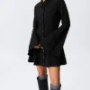 Vestido de camisa mini ajustado y acampanado – Negro Vestido de camisa mini ajustado y acampanado – Negro