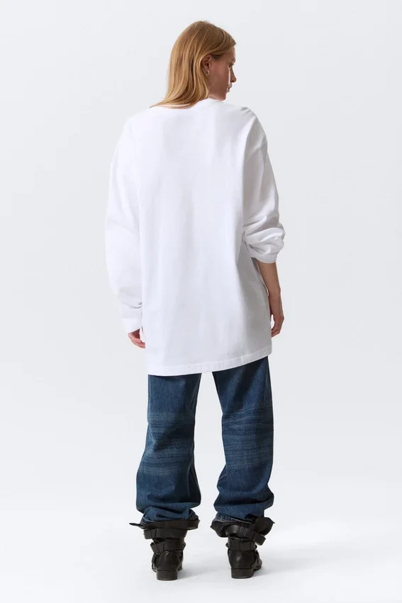 Vestido de camiseta oversize de manga larga – Blanco Vestido de camiseta oversize de manga larga – Blanco