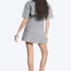 Vestido de punto elástico con tachuelas – Gris jaspeado – Tachuelas Vestido de punto elástico con tachuelas – Gris jaspeado – Tachuelas