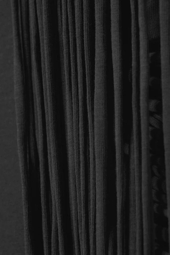 Vestido de tirantes con aberturas – Gris oscuro Vestido de tirantes con aberturas – Gris oscuro
