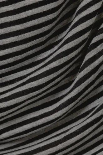 Vestido drapeado asimétrico de manga larga – Rayas negras y grises