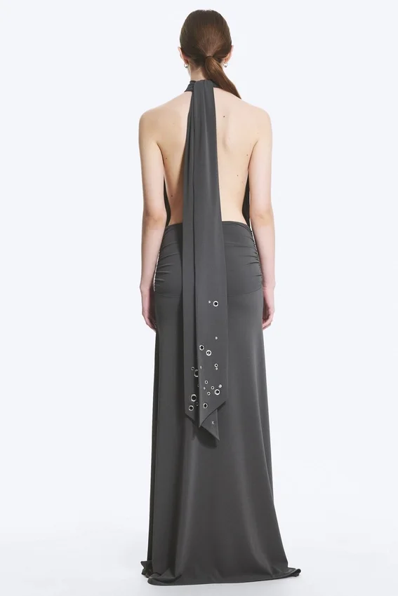 Vestido largo con cuello halter – Gris oscuro Vestido largo con cuello halter – Gris oscuro