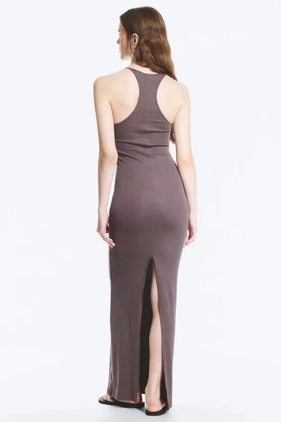 Vestido largo de jersey con espalda nadadora – Dusty Plum Vestido largo de jersey con espalda nadadora – Dusty Plum