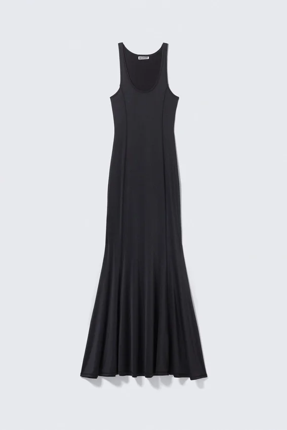 Vestido largo deportivo de corte ajustado y acampanado – Negro Vestido largo deportivo de corte ajustado y acampanado – Negro