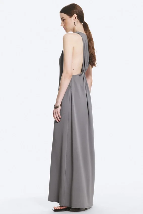 Vestido largo fruncido – Gris empolvado Vestido largo fruncido – Gris empolvado