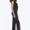 Vestido largo sin mangas con cuello barco – Negro Vestido largo sin mangas con cuello barco – Negro