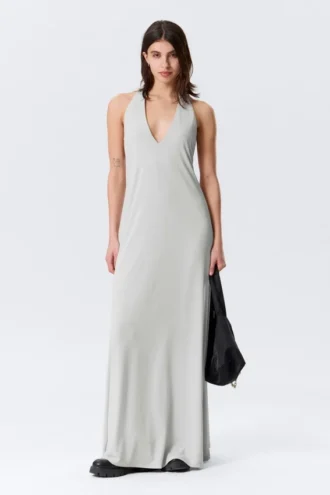 Vestido largo sin mangas con cuello halter – Beige claro