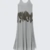 Vestido largo sin mangas con pedrería – Gris claro con pedrería Vestido largo sin mangas con pedrería – Gris claro con pedrería