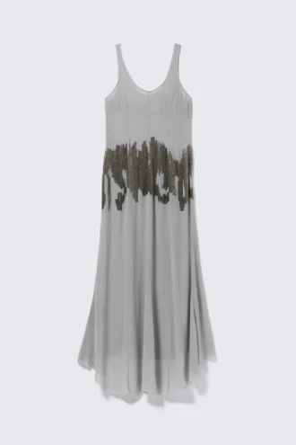 Vestido largo sin mangas con pedrería – Gris claro con pedrería