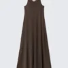 Vestido largo sin mangas – Marrón oscuro Vestido largo sin mangas – Marrón oscuro
