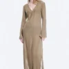 Vestido largo transparente de manga larga y cuello en V – Beige