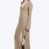 Vestido largo transparente de manga larga y cuello en V – Beige