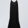 Vestido largo y vaporoso – Negro Vestido largo y vaporoso – Negro