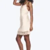 Vestido lencero con ribete de encaje de satén – Beige claro empolvado Vestido lencero con ribete de encaje de satén – Beige claro empolvado