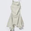 Vestido midi asimétrico sin mangas con cuello vuelto – Light Mole Vestido midi asimétrico sin mangas con cuello vuelto – Light Mole