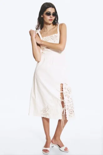Vestido midi bordado – Blanco