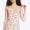 Vestido midi con cuello cuadrado y abertura – Blanco – Estampado floral rosa