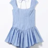 Vestido mini ajustado y acampanado – Rayas azules y rosas Vestido mini ajustado y acampanado – Rayas azules y rosas