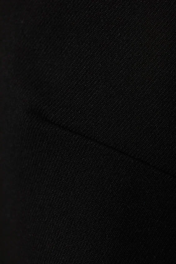 Vestido mini tipo pichi – Negro Vestido mini tipo pichi – Negro