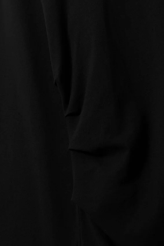 Vestido oversize de manga larga – Negro Vestido oversize de manga larga – Negro
