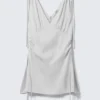 Vestido sin mangas con escote en V y tirantes – Gris claro