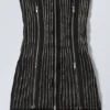 Vestido tubo con cremallera – Negro